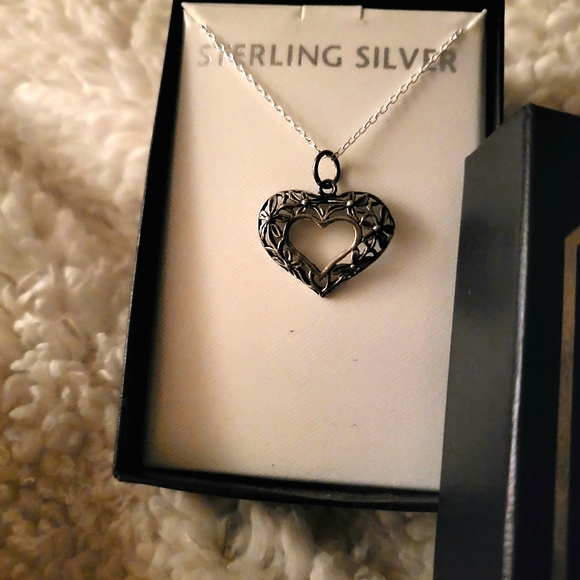 Sterling silver Cutout Heart Necklace - Picture 1 of 4